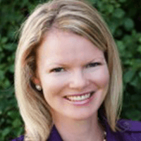 Photo of Dr Sin&eacute;ad Dufour